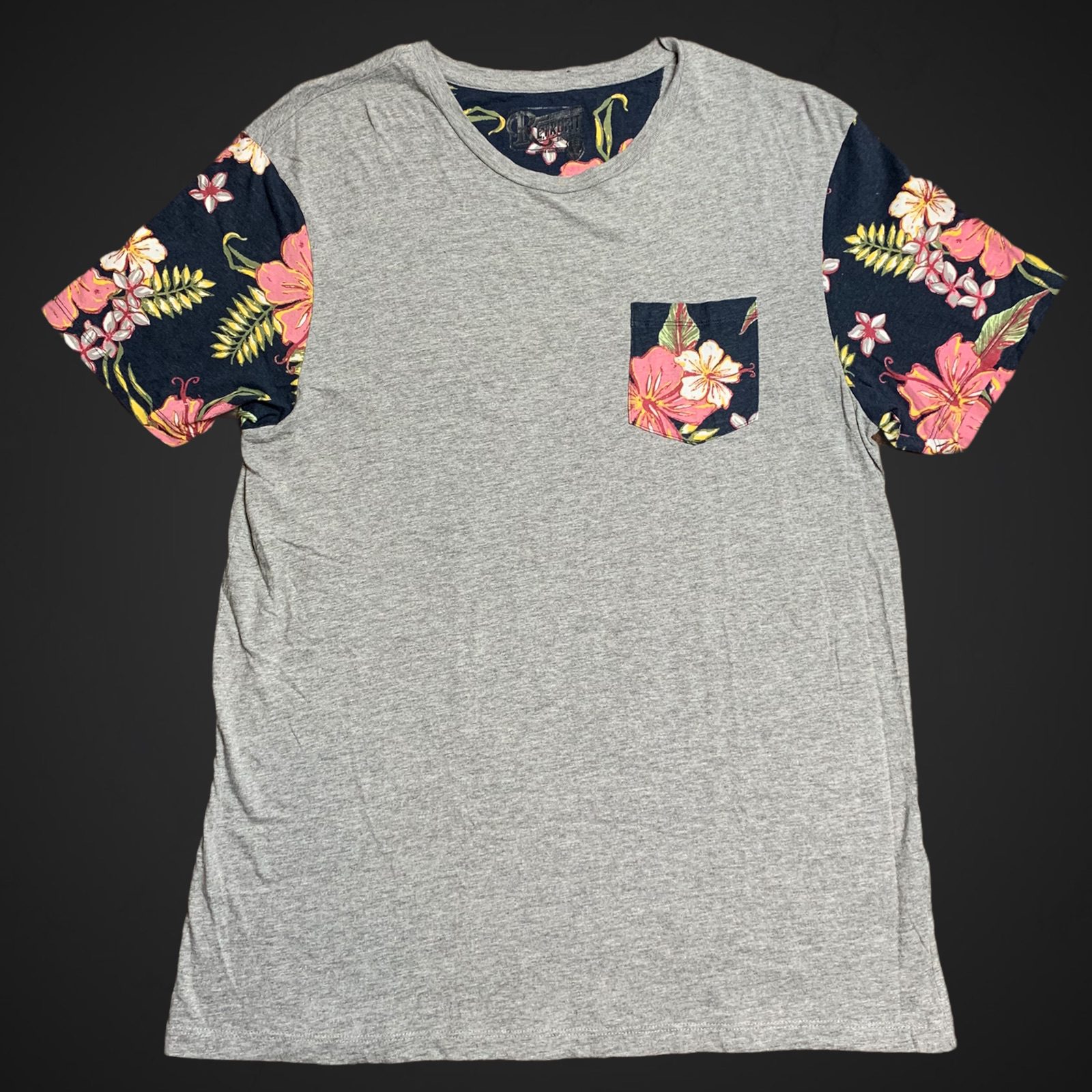 Premium Retrofit Mens Large T-Shirt Gray Floral Pocket