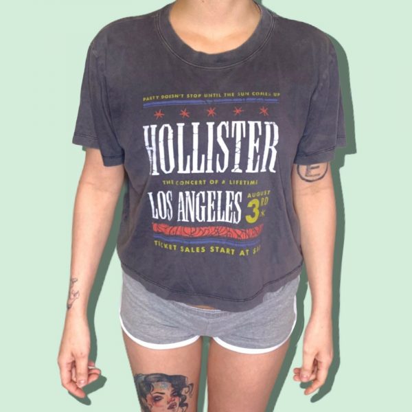 Hollister Party Doesn't Stop Until Sun Comes Up Women's Boyfriend T-Shirt Size M