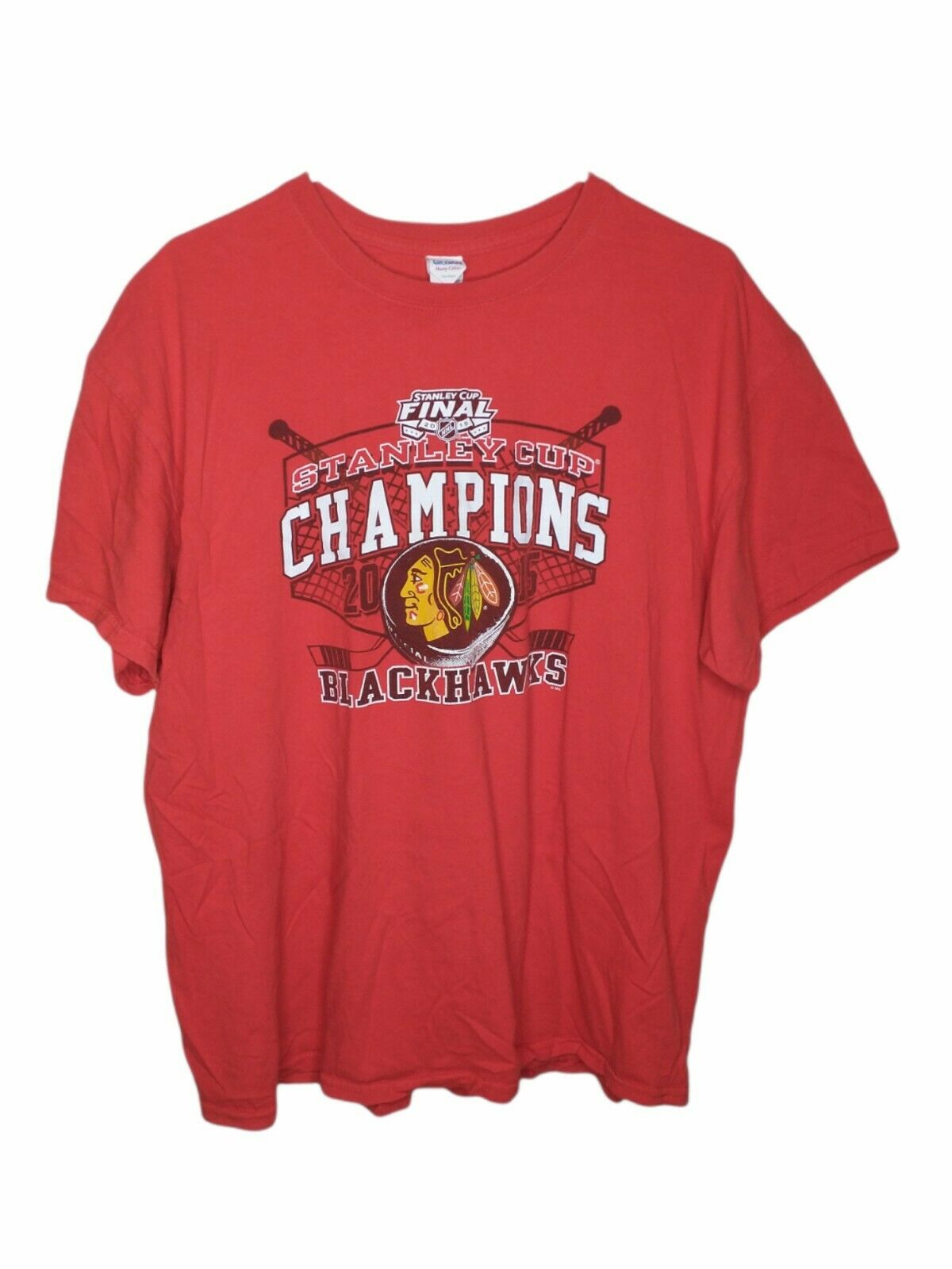 2015 Blackhawks NHL Stanley Cup Champions Men's Red T-Shirt Size XL measures 29" length, 21" width and 7" sleeve.